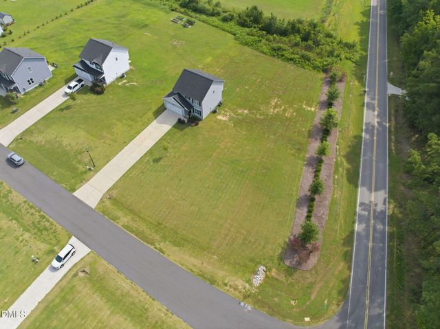 24 Olde Place Drive, Zebulon, NC 27597