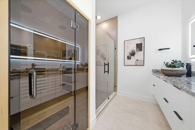 809 Memorial Heights Drive, Houston, TX 77007