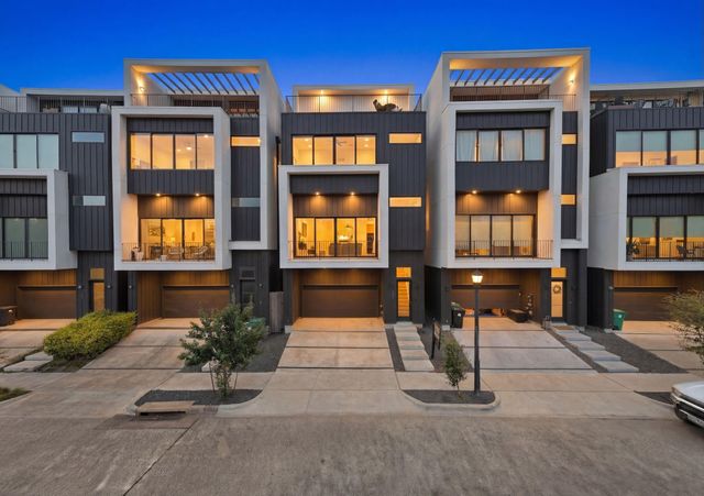 809 Memorial Heights Drive, Houston, TX 77007