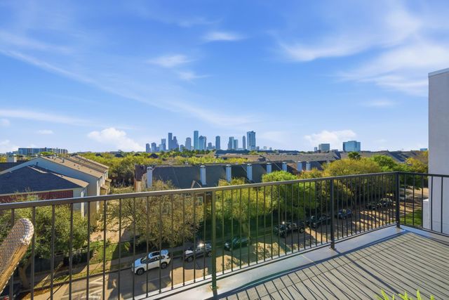 809 Memorial Heights Drive, Houston, TX 77007