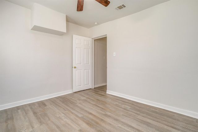 691 Meadow Park Drive, White Settlement, TX 76108
