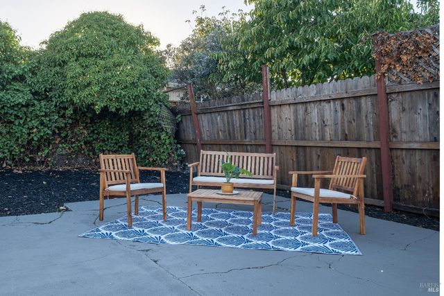 1313 Mcgregor Ave, Petaluma, CA 94954