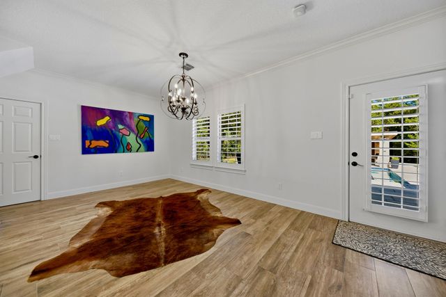 404 Saint Andrews DR, New Ulm, TX 78950