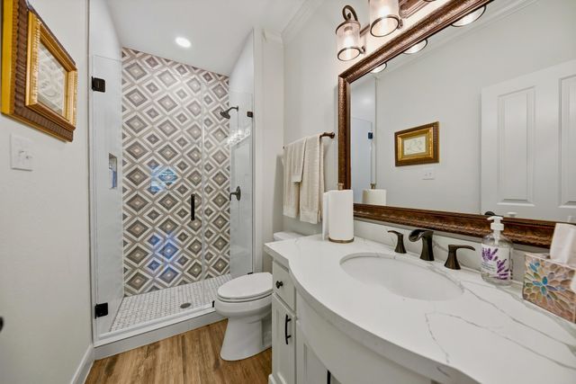 404 Saint Andrews DR, New Ulm, TX 78950