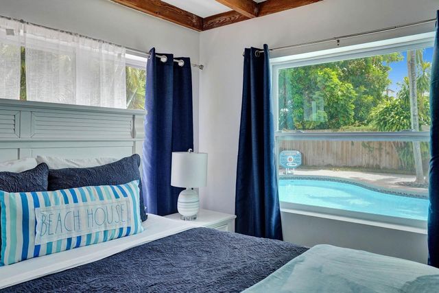 1040 NE 16th Terrace, Fort Lauderdale, FL 33304