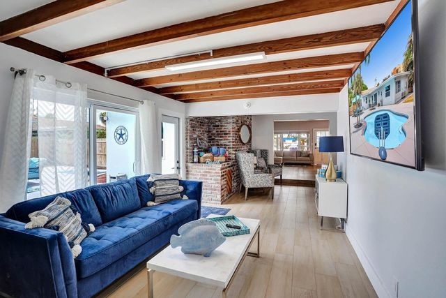 1040 NE 16th Terrace, Fort Lauderdale, FL 33304