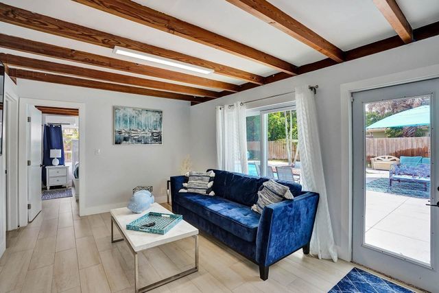 1040 NE 16th Terrace, Fort Lauderdale, FL 33304