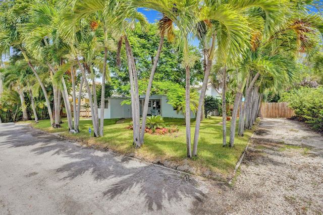 1040 NE 16th Terrace, Fort Lauderdale, FL 33304