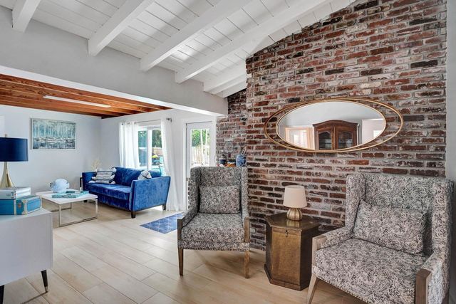 1040 NE 16th Terrace, Fort Lauderdale, FL 33304