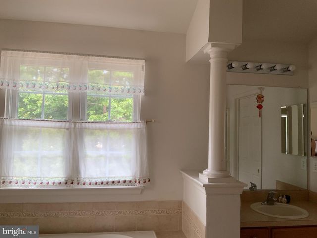 305-A SPRINGFIELD AVE, Egg Harbor Township, NJ 08234