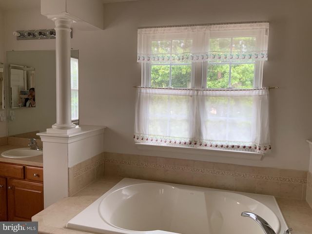305-A SPRINGFIELD AVE, Egg Harbor Township, NJ 08234