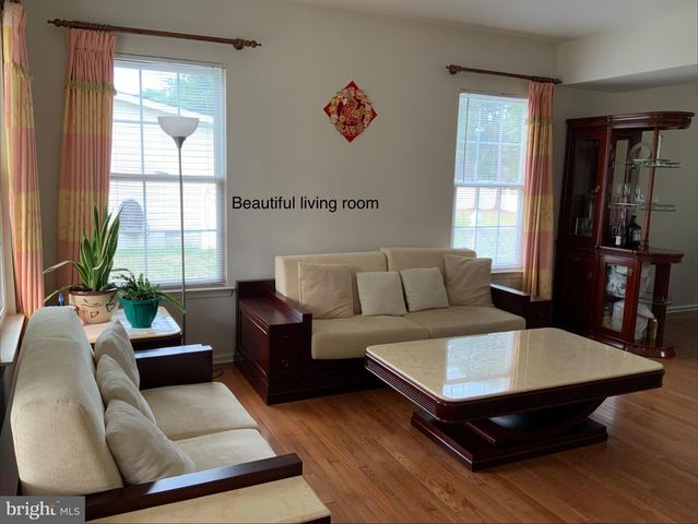 305-A SPRINGFIELD AVE, Egg Harbor Township, NJ 08234