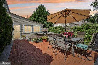 355 BRIGHTON RD, Plymouth Meeting, PA 19462