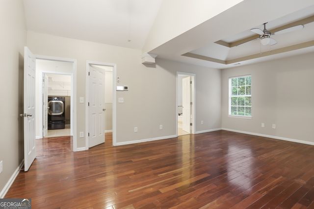 3475 Midway Cove Drive, Loganville, GA 30052