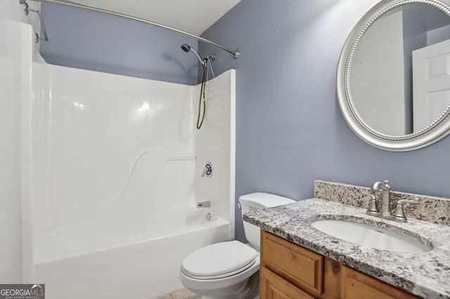 3475 Midway Cove Drive, Loganville, GA 30052