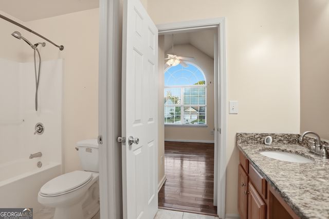 3475 Midway Cove Drive, Loganville, GA 30052