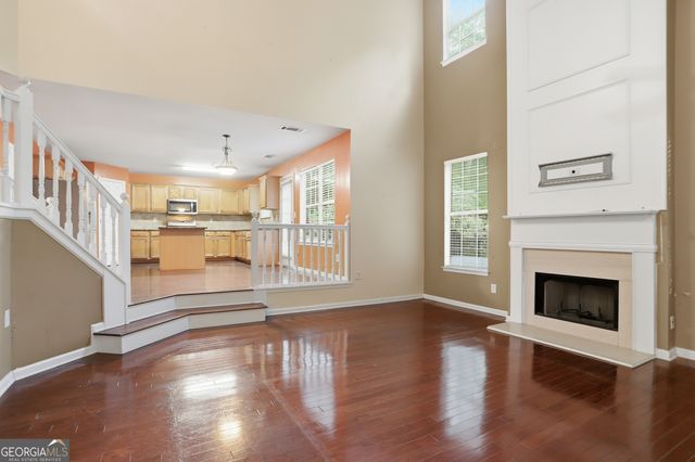 3475 Midway Cove Drive, Loganville, GA 30052
