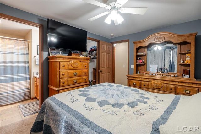 2829 Sutton Road, Adrian, MI 49221