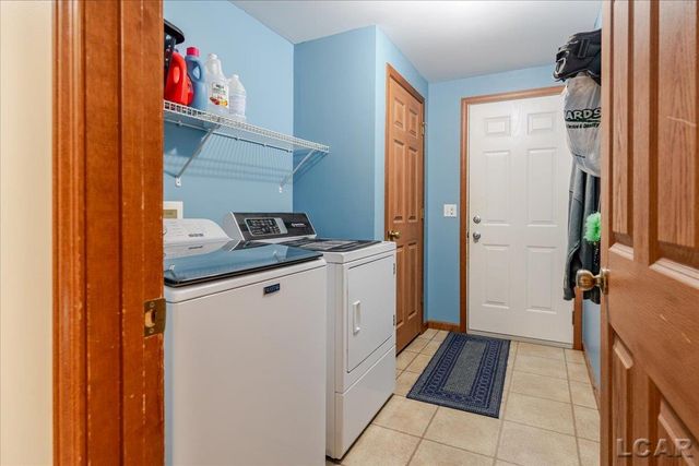 2829 Sutton Road, Adrian, MI 49221