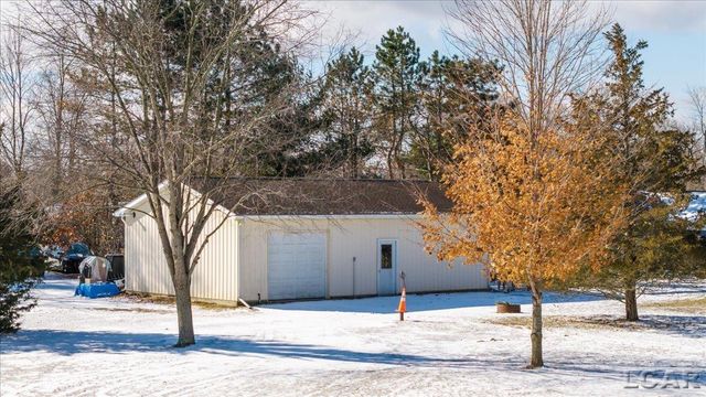 2829 Sutton Road, Adrian, MI 49221