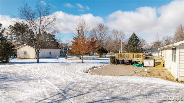 2829 Sutton Road, Adrian, MI 49221