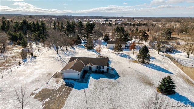 2829 Sutton Road, Adrian, MI 49221