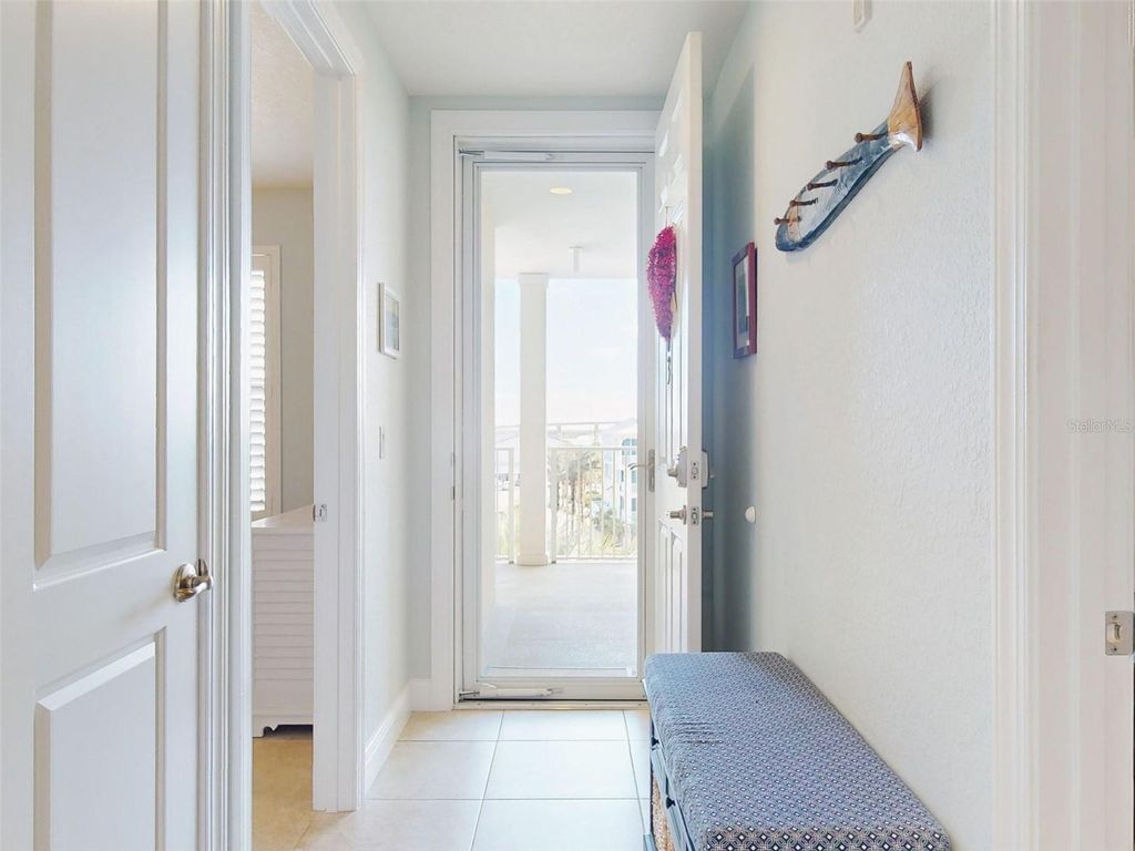 Image 5 of property listing at 5 RIVERWALK DRIVE 503, New Smyrna Beach, FL 32169