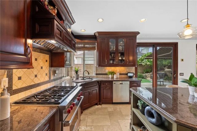 48 PARKCREST, Irvine, CA 92620