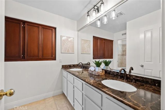 48 PARKCREST, Irvine, CA 92620