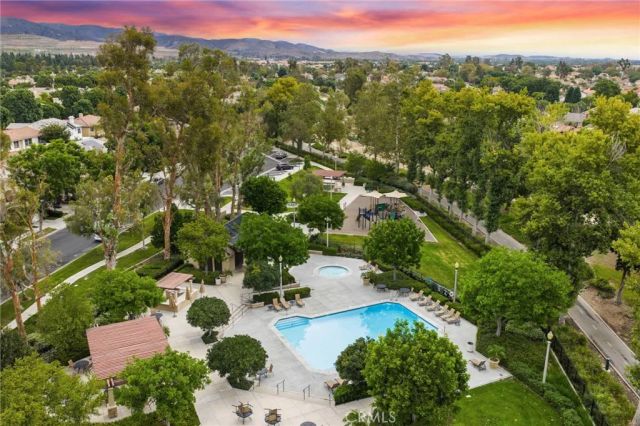 48 PARKCREST, Irvine, CA 92620