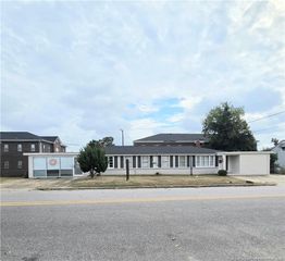 1011 Marlborough Road, Fayetteville, NC 28304