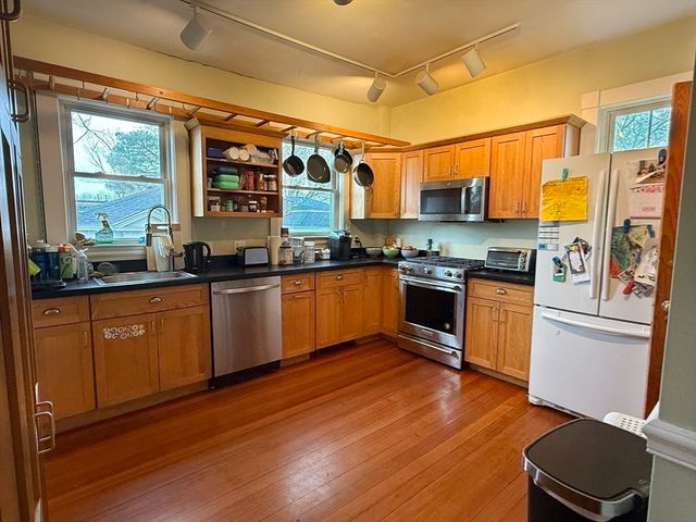 70 Perry St 3, Brookline, MA 02446