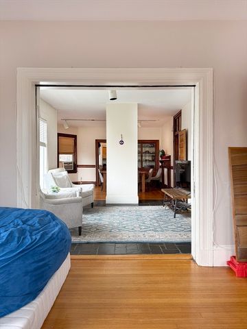 70 Perry St 3, Brookline, MA 02446