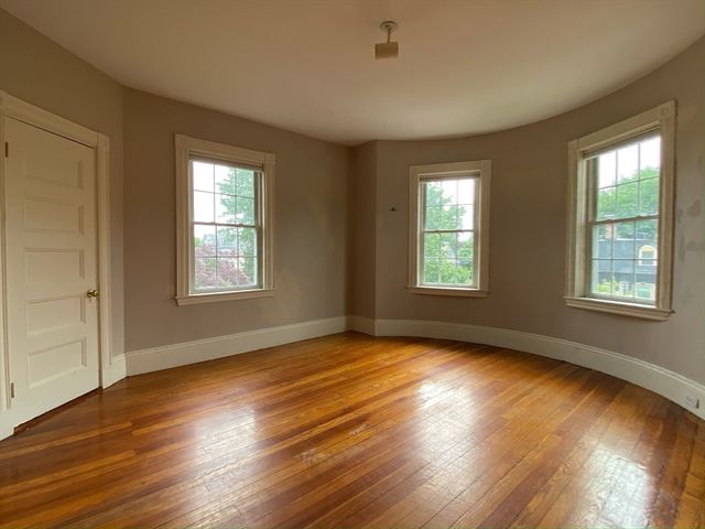 70 Perry St 3, Brookline, MA 02446