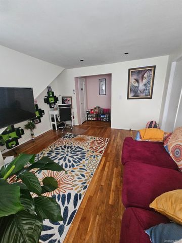 114-52 205th Street, Saint Albans, NY 11412
