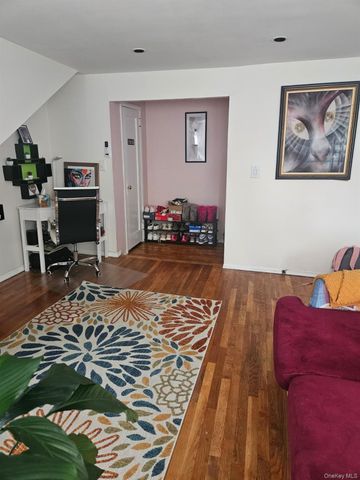 114-52 205th Street, Saint Albans, NY 11412