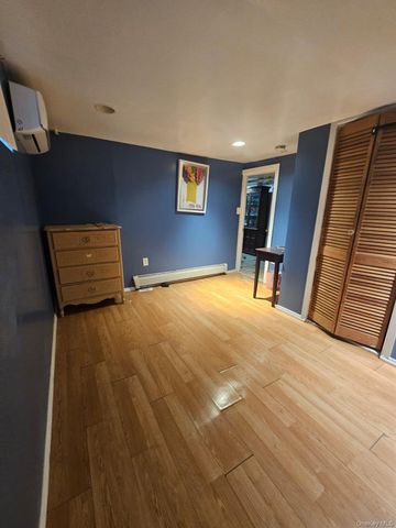 114-52 205th Street, Saint Albans, NY 11412
