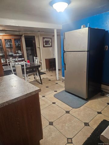 114-52 205th Street, Saint Albans, NY 11412