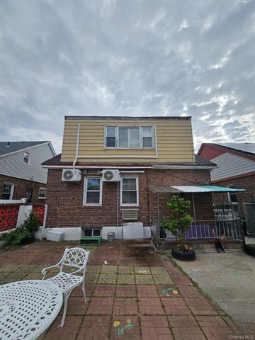 114-52 205th Street, Saint Albans, NY 11412
