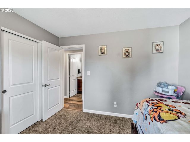 12011 Nw 35TH Ave, Vancouver, WA 98685