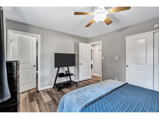 12011 Nw 35TH Ave, Vancouver, WA 98685