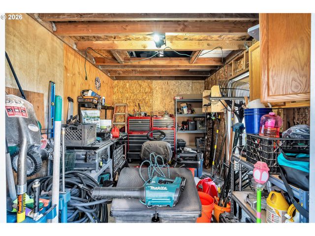 12011 Nw 35TH Ave, Vancouver, WA 98685