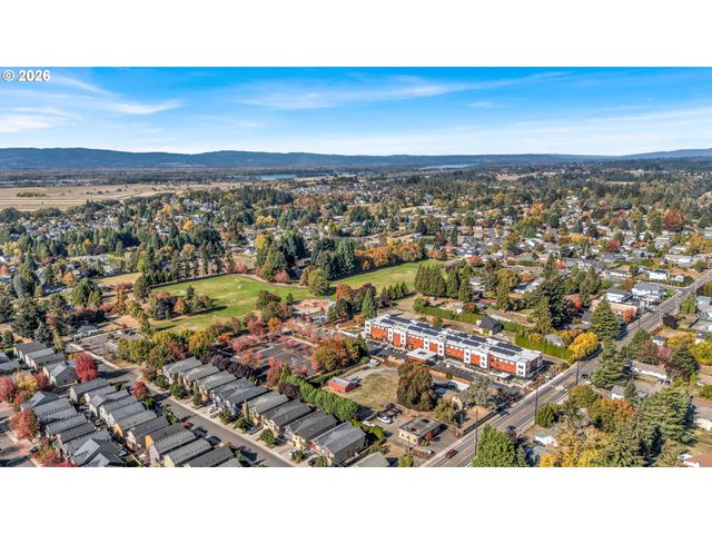 12011 Nw 35TH Ave, Vancouver, WA 98685