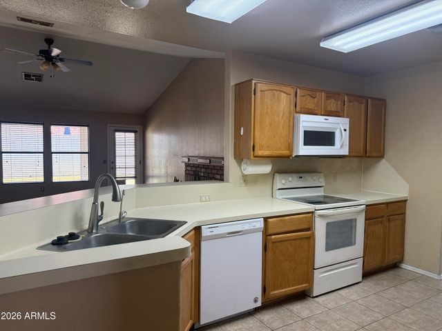 627 N QUARTZ Street, Gilbert, AZ 85234