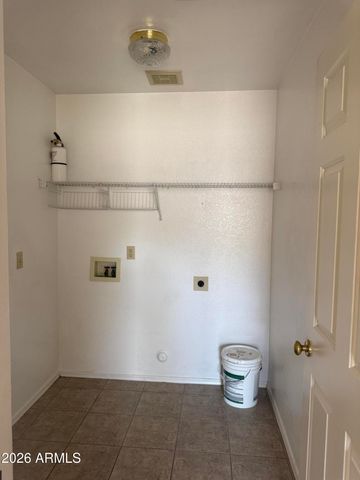 627 N QUARTZ Street, Gilbert, AZ 85234