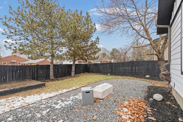 6607 S 2300 E, Cottonwood Heights, UT 84121