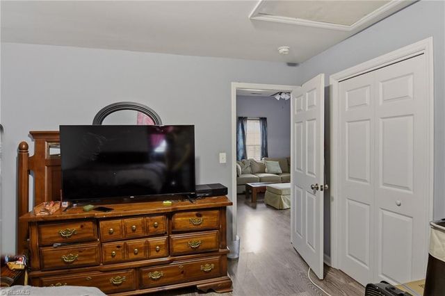 1314 E First Street, Winston-salem, NC 27101