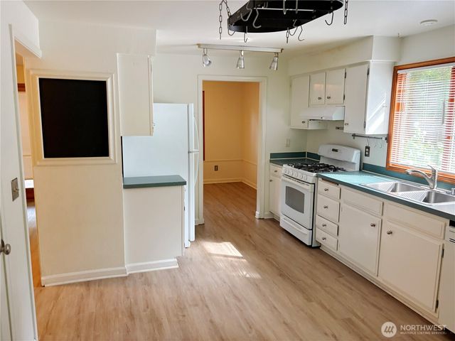 43126 SE 175th Lane, North Bend, WA 98045