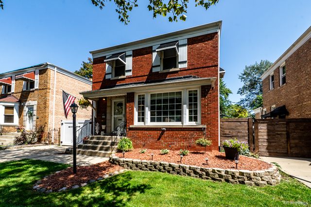 9905 S Maplewood Avenue, Chicago, IL 60655