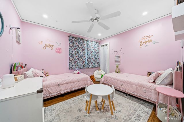 9905 S Maplewood Avenue, Chicago, IL 60655
